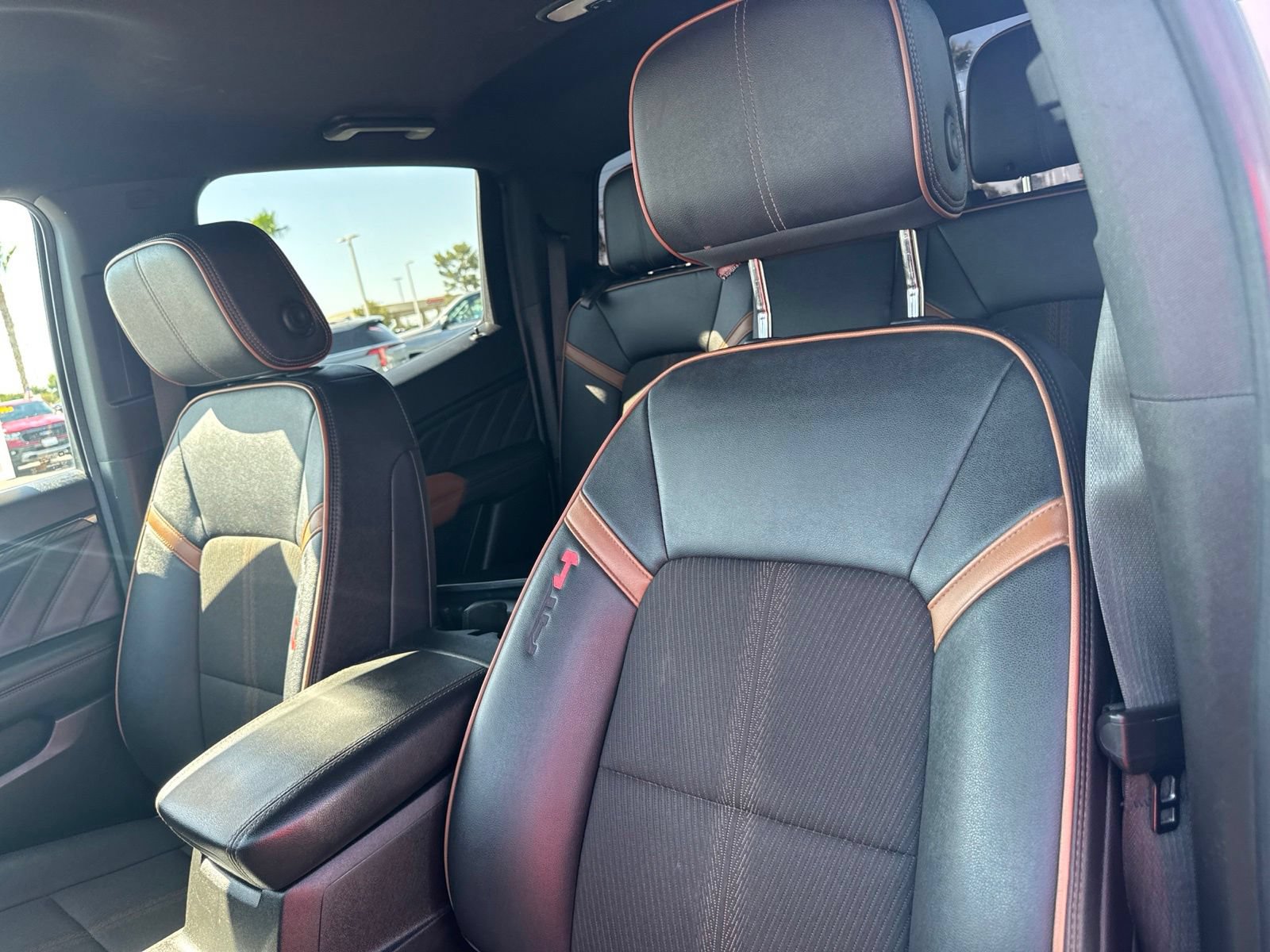 Used 2023 GMC Canyon AT4 AWD/4WD image 17