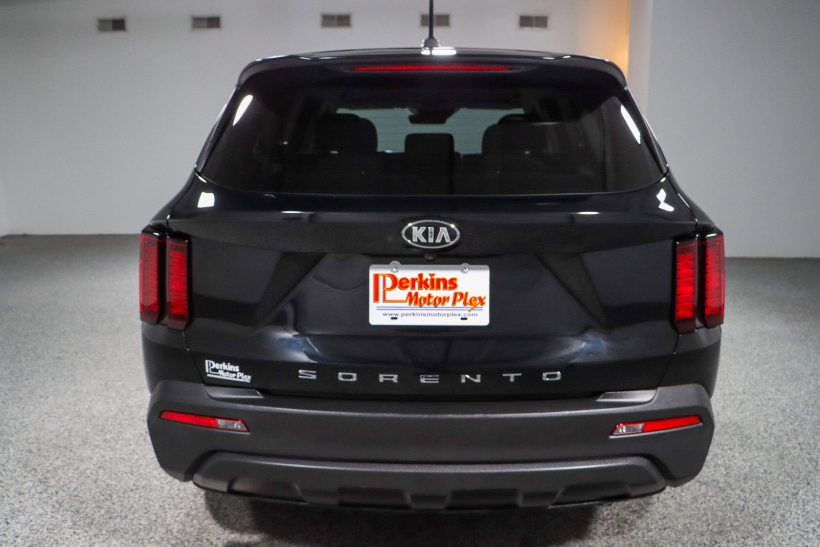 Used 2021 Kia Sorento LX image 8