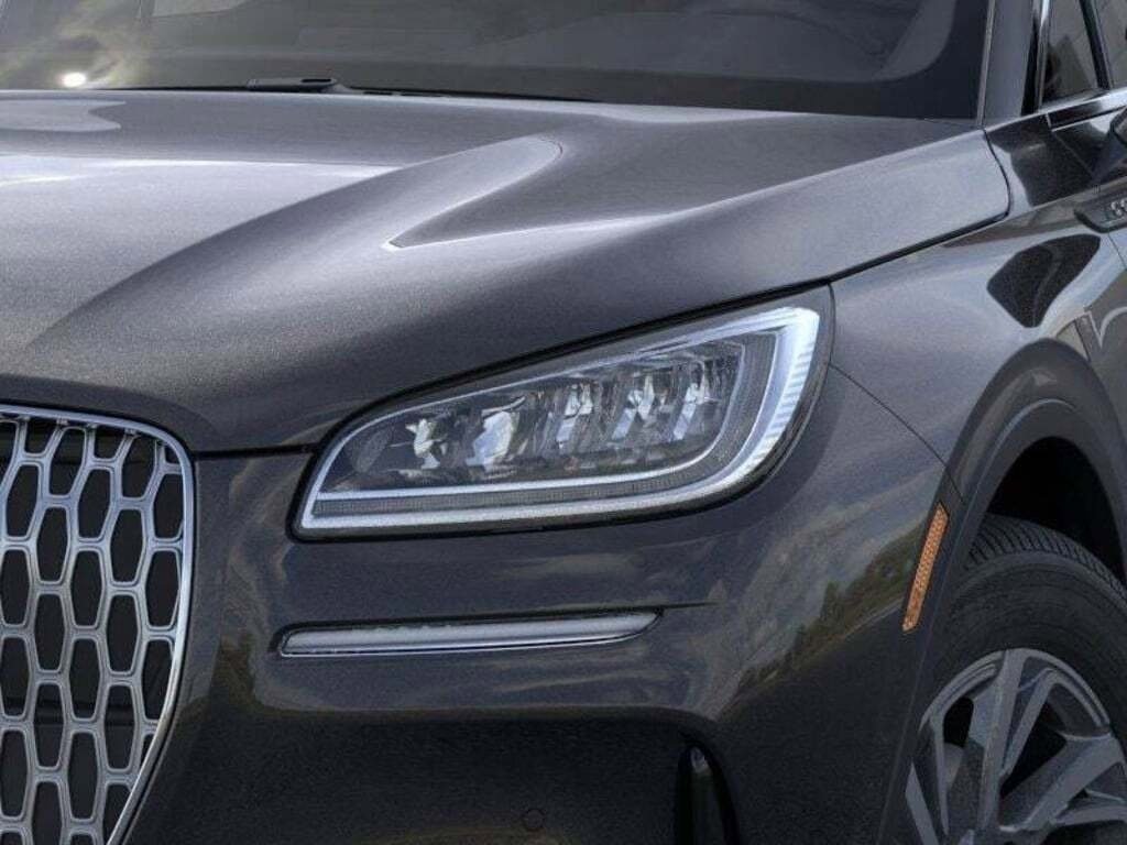 New 2026 Lincoln Corsair Premiere image 40