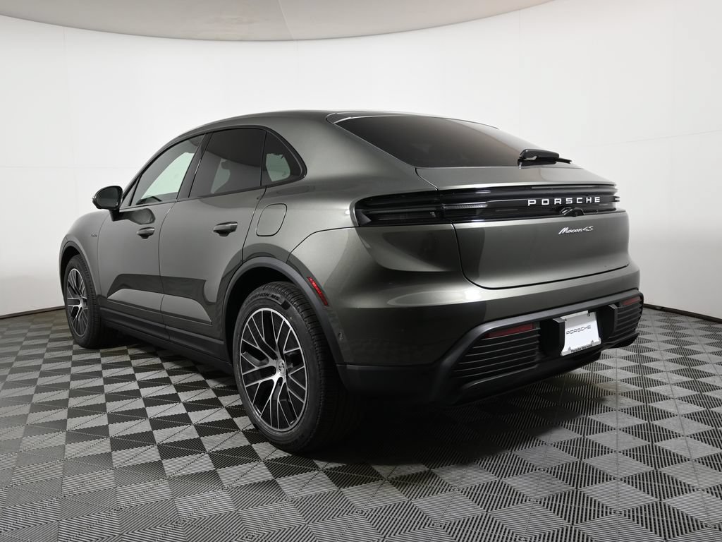 Used 2025 Porsche Macan 4S Electric AWD/4WD image 3