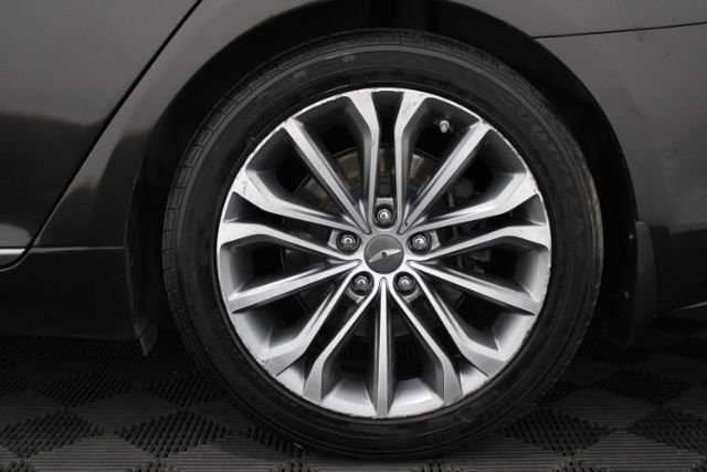 Used 2015 Hyundai Genesis 3.8 w/ Option Group 04 RWD image 7