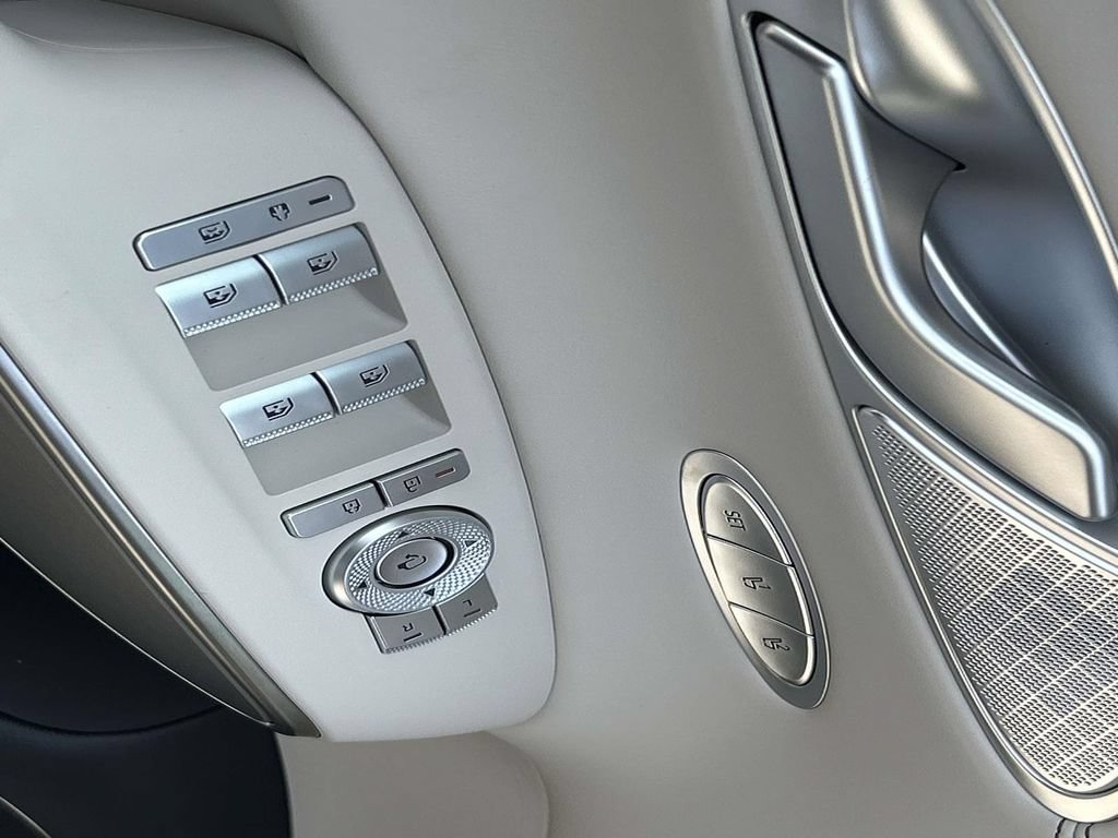New 2027 Genesis GV70 2.5T Select AWD/4WD image 19