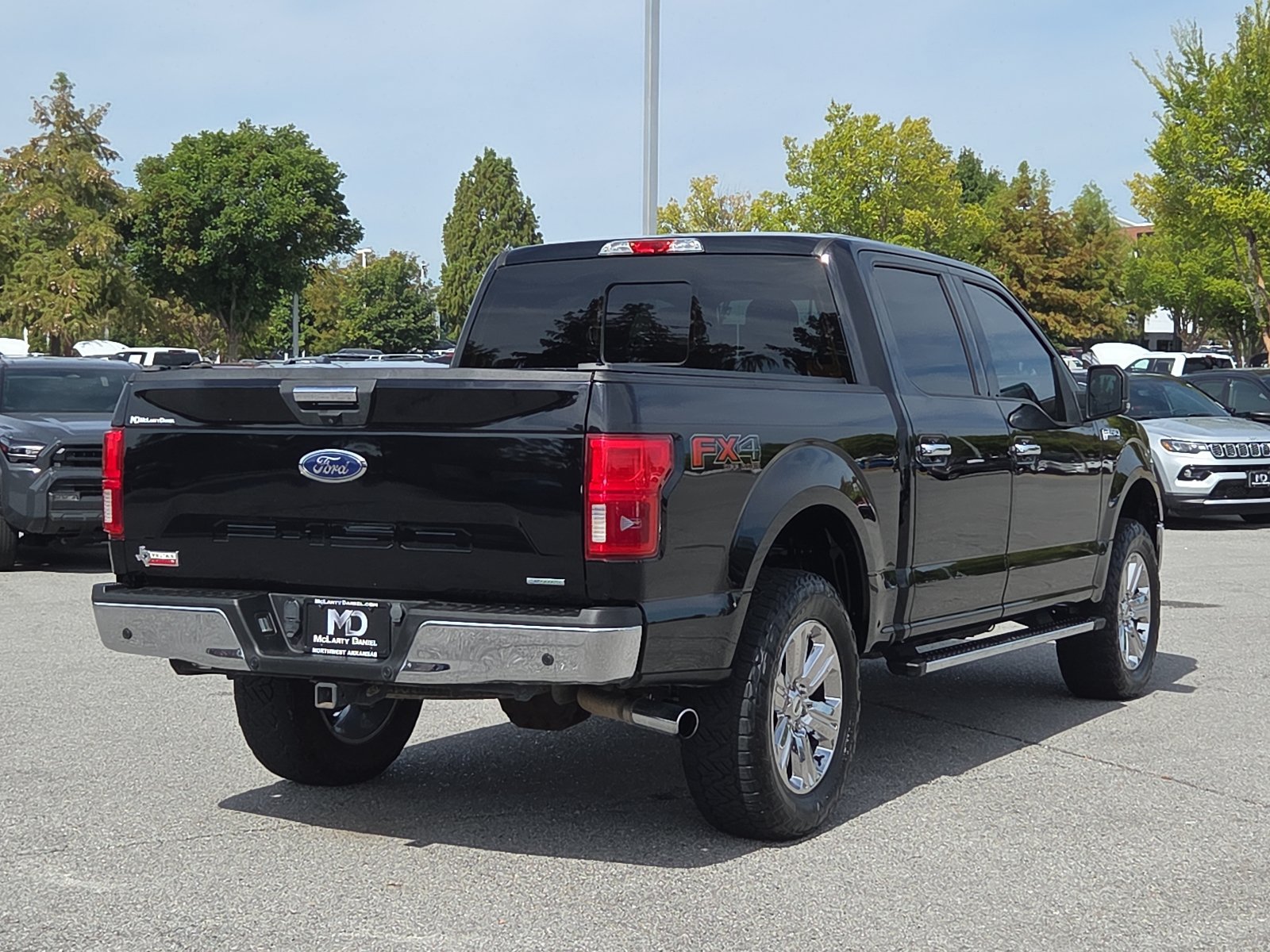 Used 2018 Ford F150 XLT w/ Equipment Group 302A Luxury AWD/4WD image 5