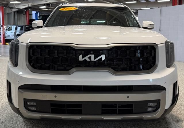 Used 2023 Kia Telluride SX X-Line AWD/4WD image 2