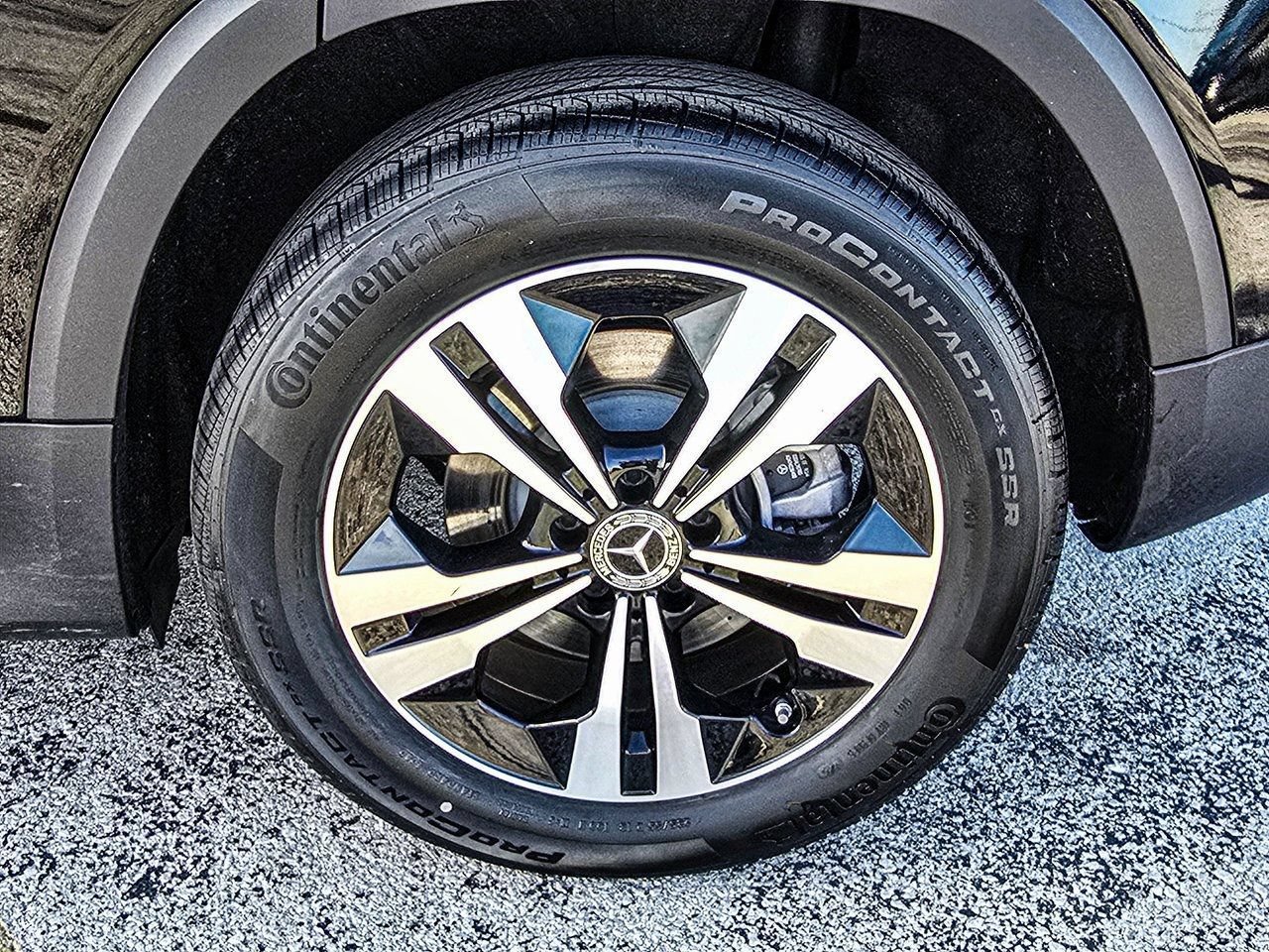 New 2026 Mercedes-Benz GLB 250 4MATIC image 9
