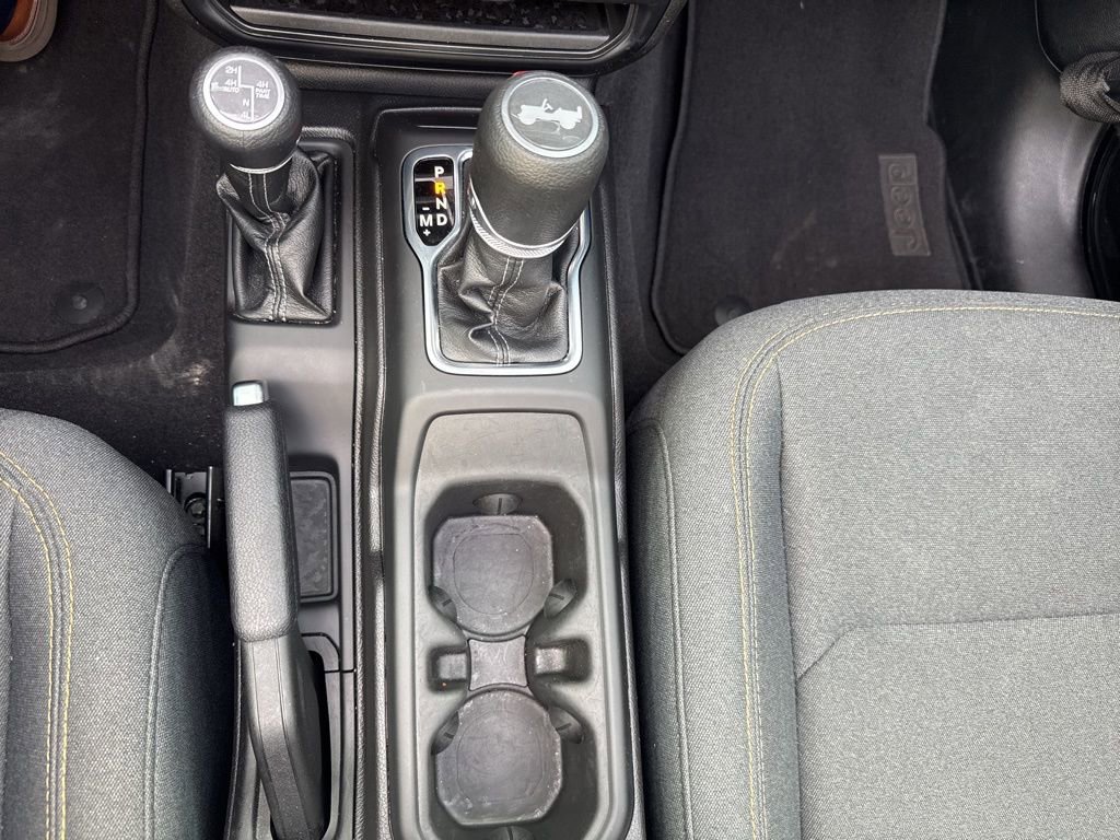 Certified 2025 Jeep Wrangler Unlimited Sahara w/ Safety Group image 26