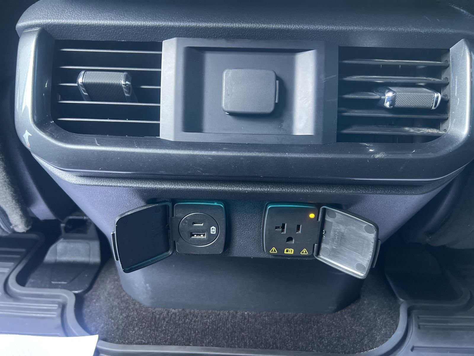 Used 2022 Ford F150 XLT w/ Equipment Group 302A High AWD/4WD image 28