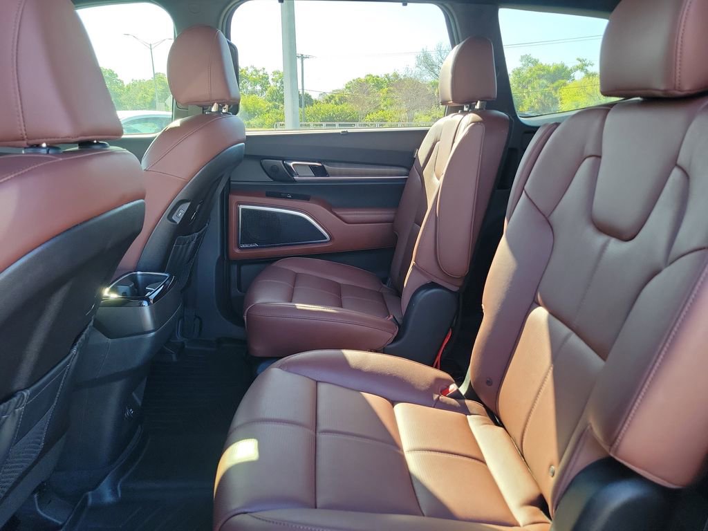 Used 2023 Kia Telluride SX image 18