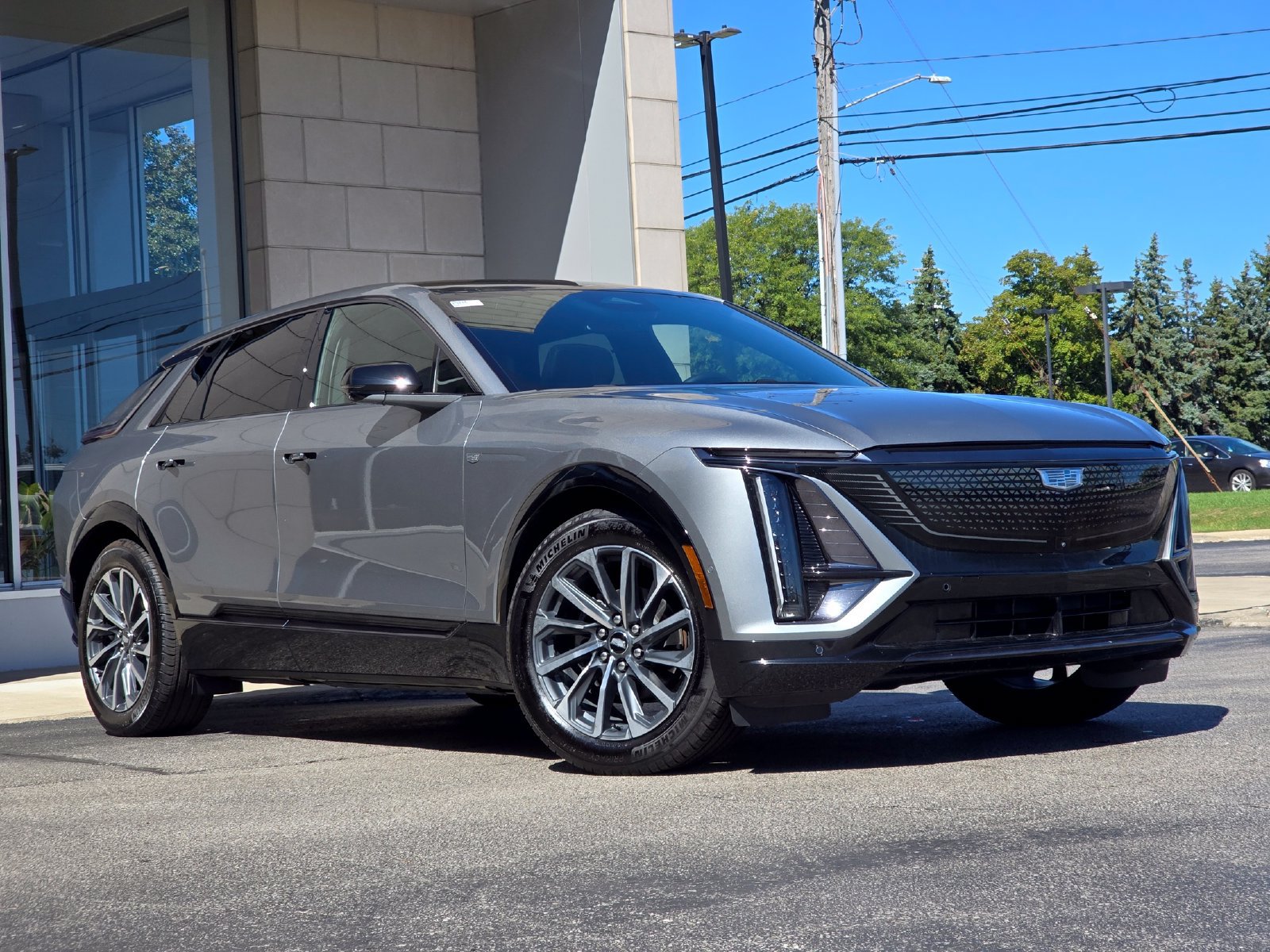 Certified 2024 Cadillac Lyriq Sport w/ LPO, Floor Liner Package AWD/4WD image 2