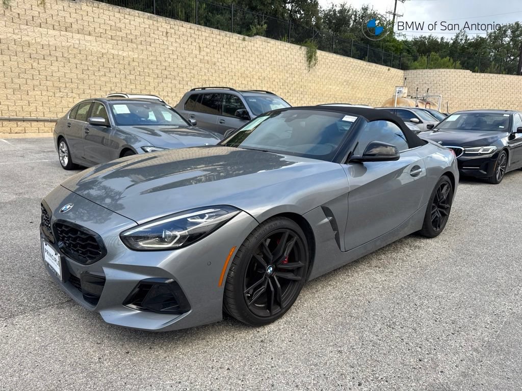 Certified 2024 BMW Z4 M40i w/ Premium Package RWD image 1