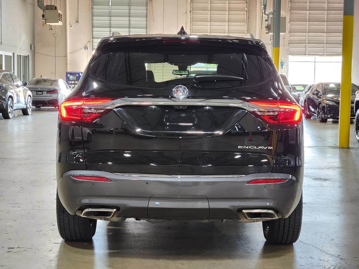 Used 2019 Buick Enclave Avenir w/ Avenir Technology Package FWD image 10