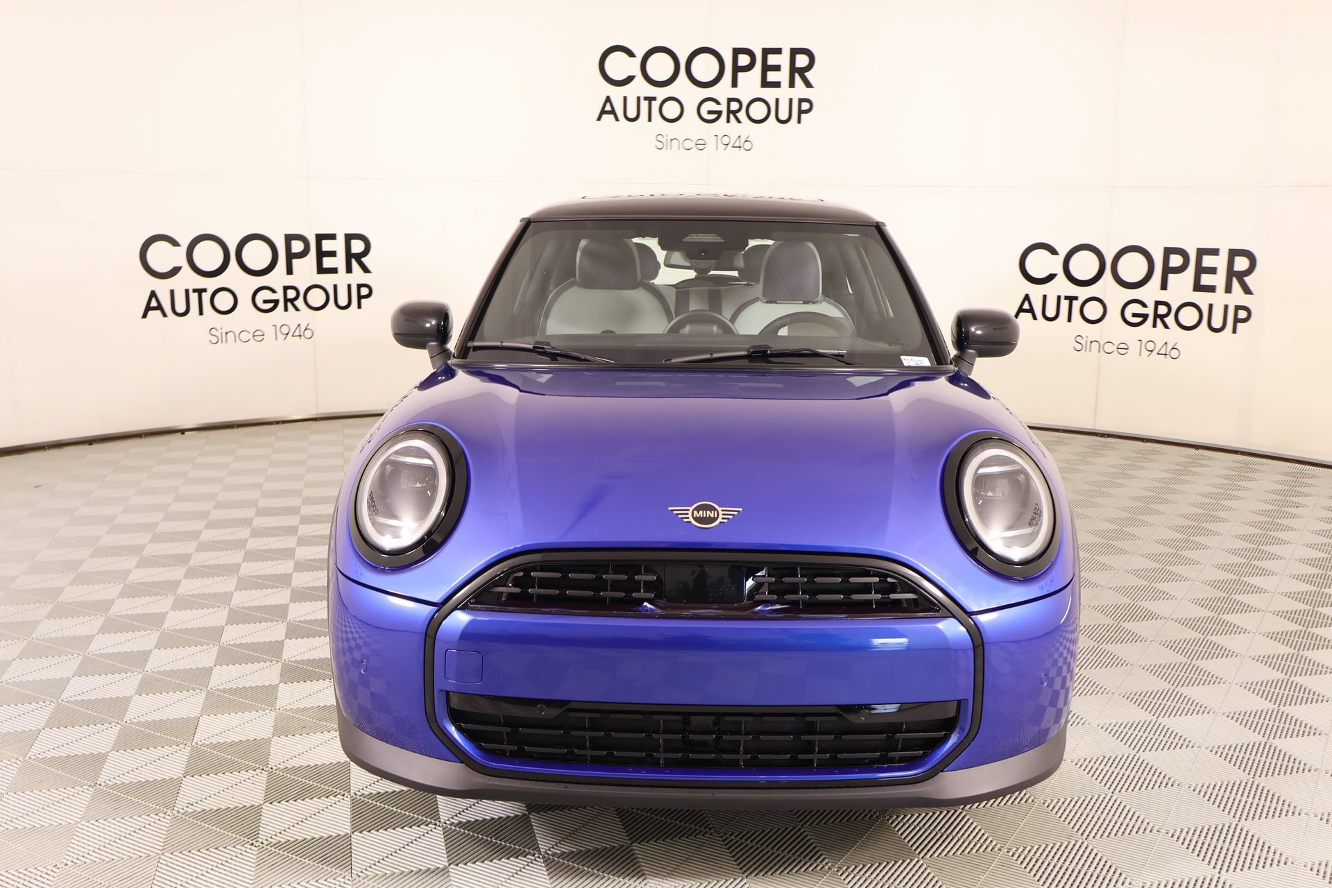 New 2026 MINI Cooper 2-Door Hardtop FWD image 8