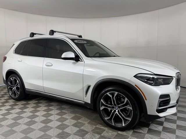 Used 2023 BMW X5 xDrive40i w/ Premium Package AWD/4WD image 6