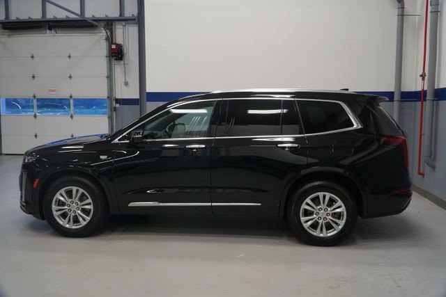Certified 2024 Cadillac XT6 Luxury AWD/4WD image 2