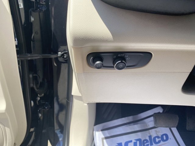 Used 2021 Buick Envision Essence image 19