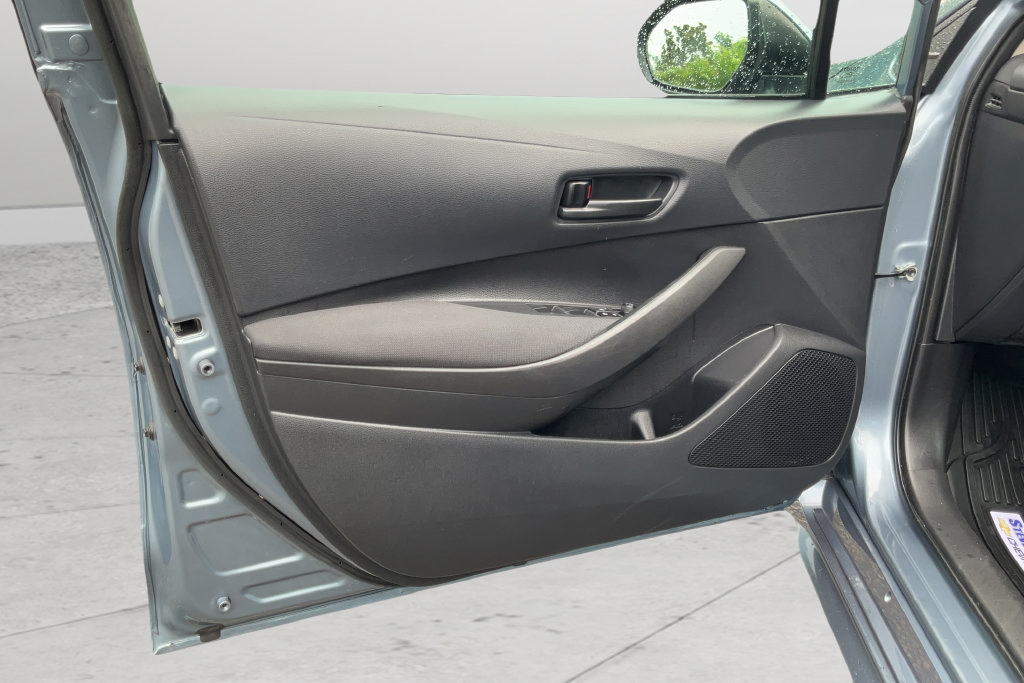 Used 2024 Toyota Corolla LE FWD image 10