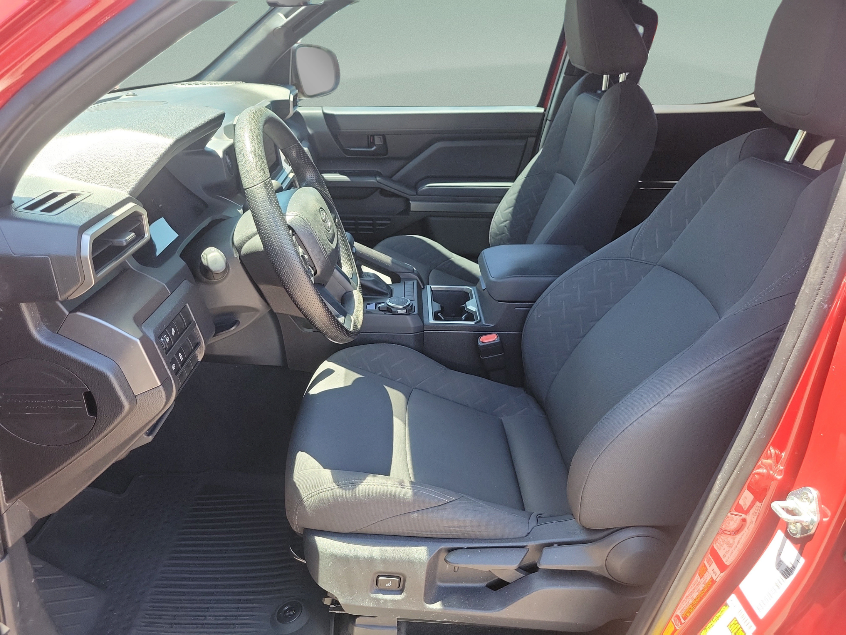 Used 2024 Toyota Tacoma SR5 AWD/4WD image 24