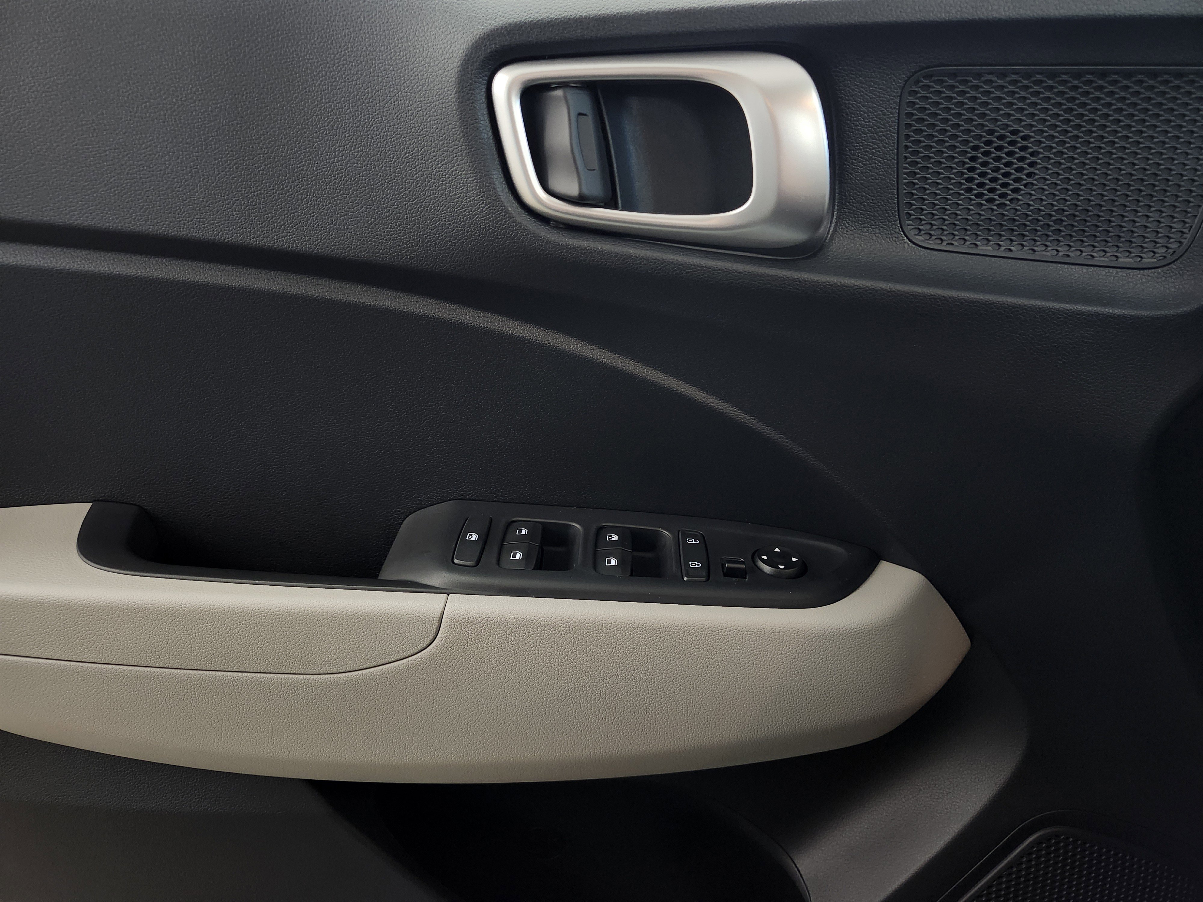 New 2026 Hyundai Venue SEL image 13