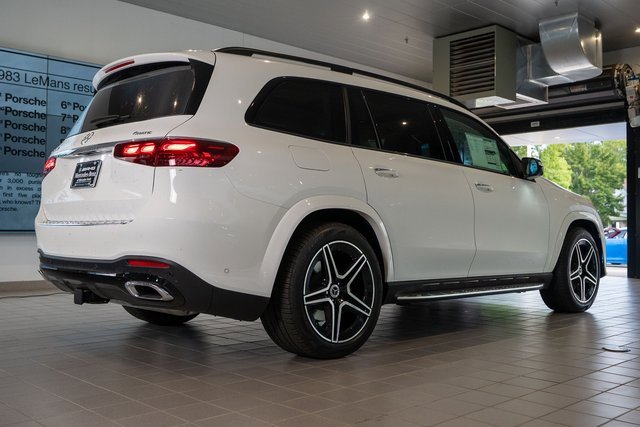 New 2026 Mercedes-Benz GLS 450 4MATIC image 5
