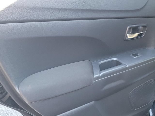 Used 2023 Mitsubishi Outlander Sport AWD image 13