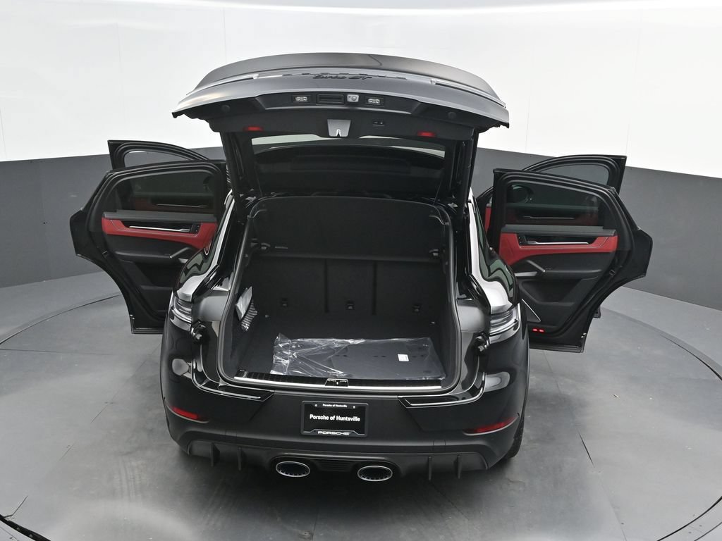 New 2026 Porsche Cayenne Turbo GT AWD/4WD image 48