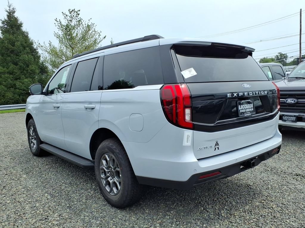 New 2026 Ford Expedition Active AWD/4WD image 4