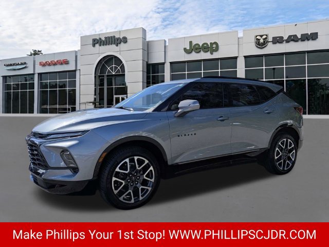 Used 2025 Chevrolet Blazer RS w/ Driver Confidence II Package FWD image 7