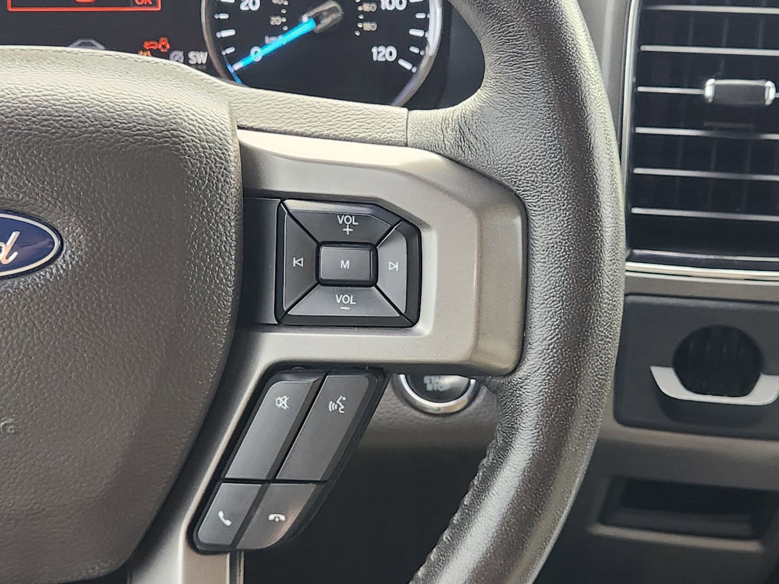 Used 2021 Ford Expedition XLT RWD image 29