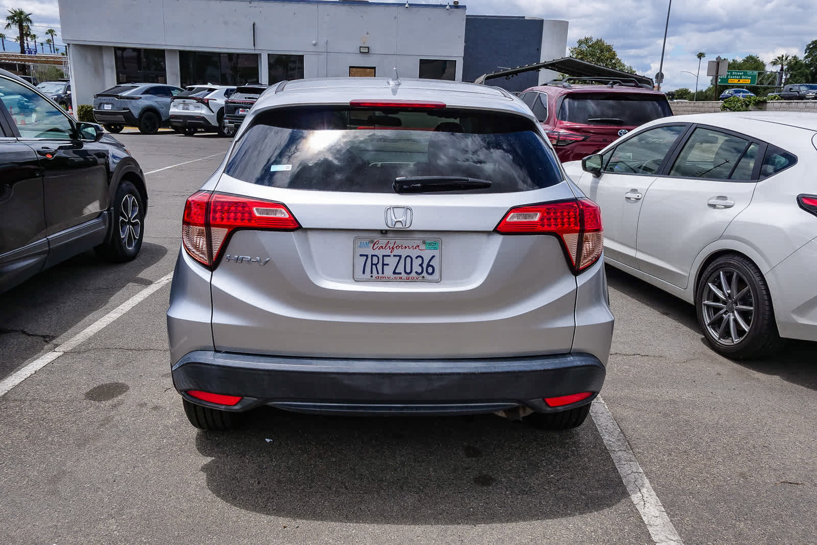 Used 2016 Honda HR-V EX image 16