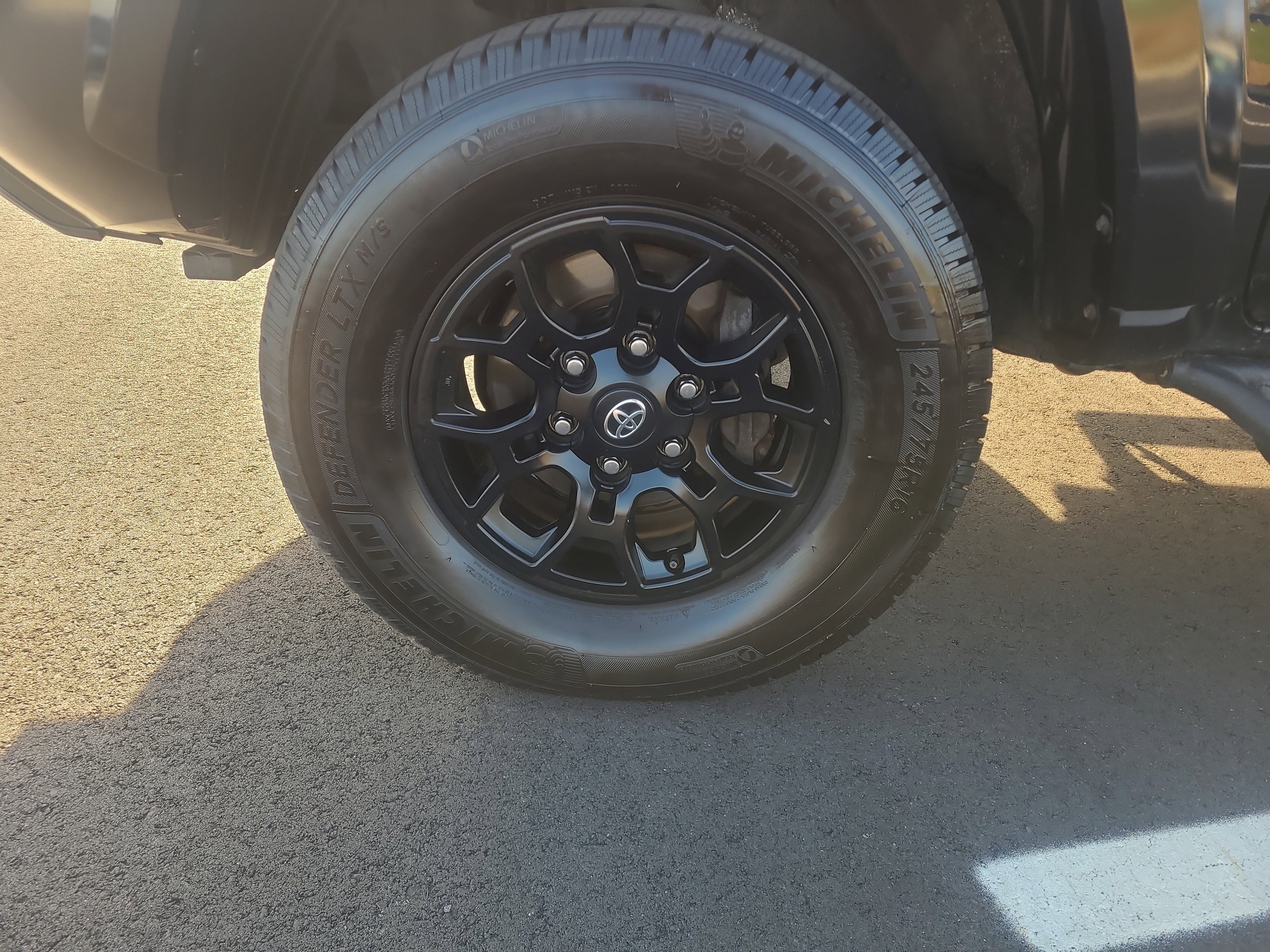 Certified 2021 Toyota Tacoma SR5 image 9