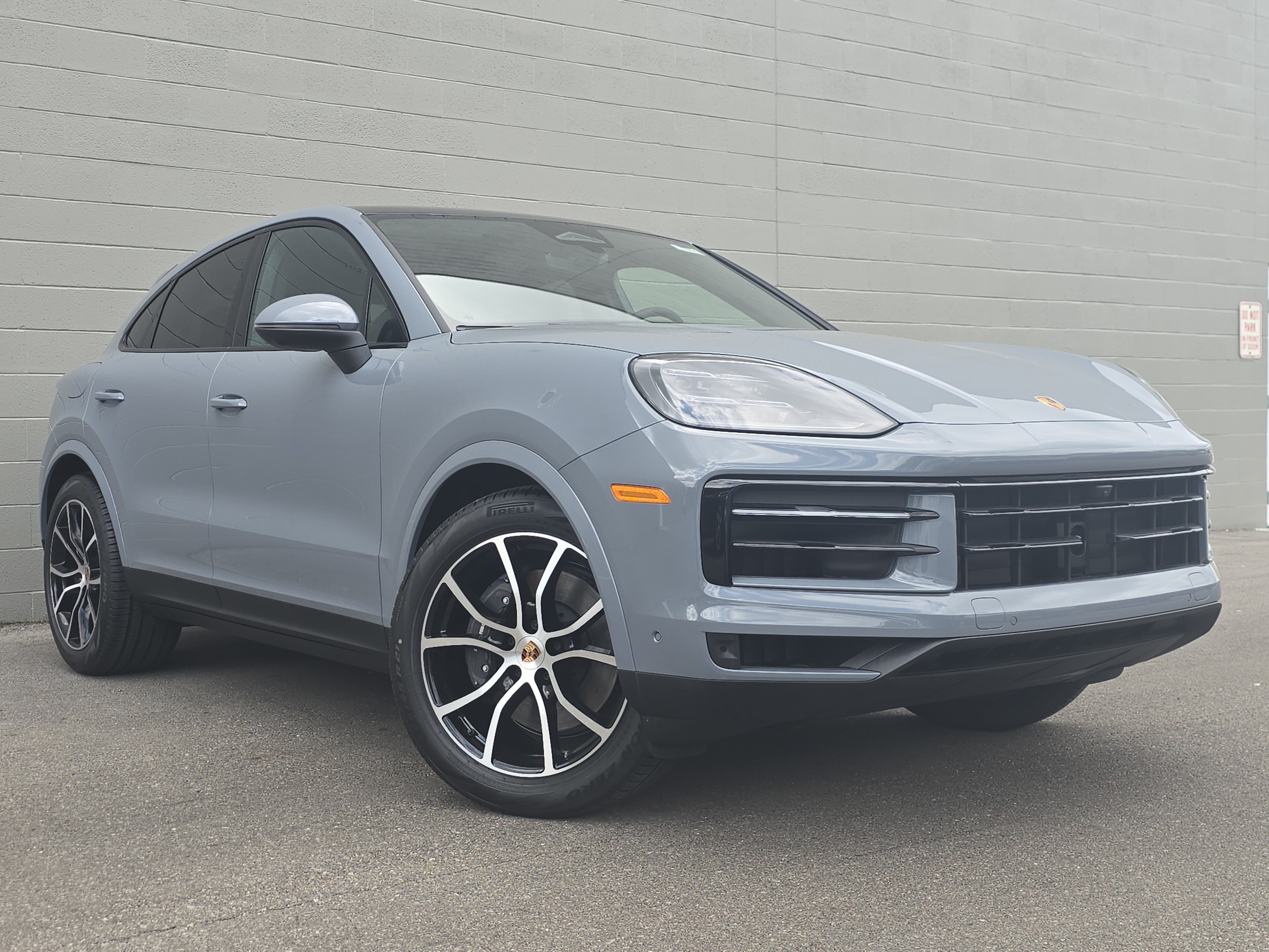 New 2026 Porsche Cayenne Coupe AWD/4WD image 11