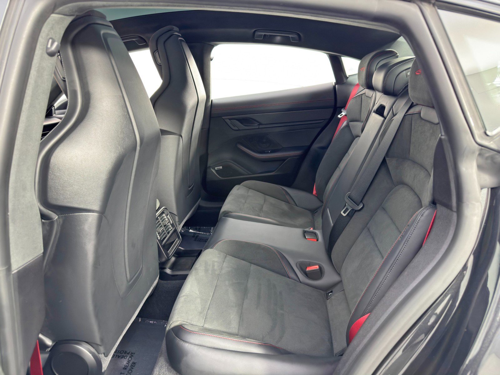 Used 2023 Porsche Taycan GTS image 44