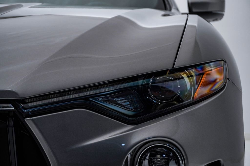 Certified 2022 Maserati Levante Modena image 7