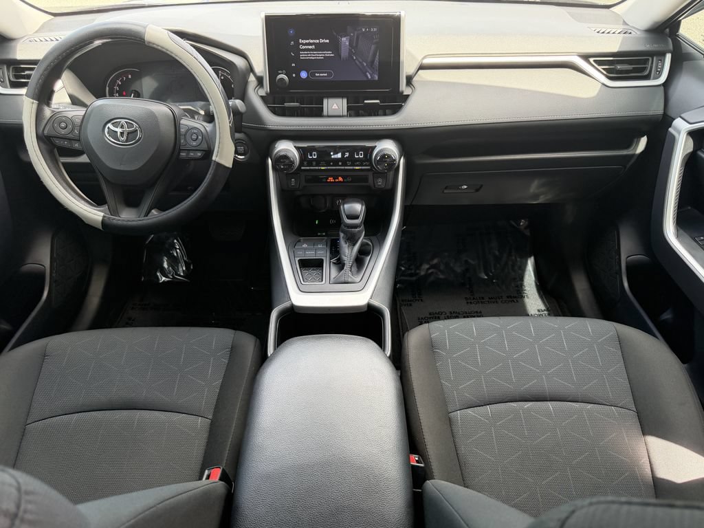 Used 2024 Toyota RAV4 XLE w/ Convenience Package FWD image 17