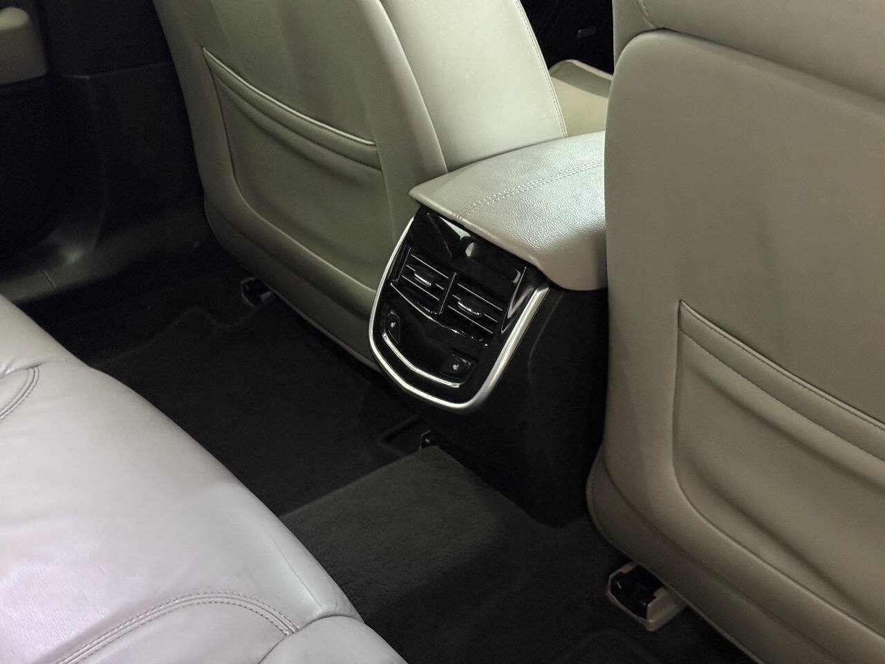 Used 2017 Cadillac XTS Luxury w/ Driver Awareness Package FWD image 42