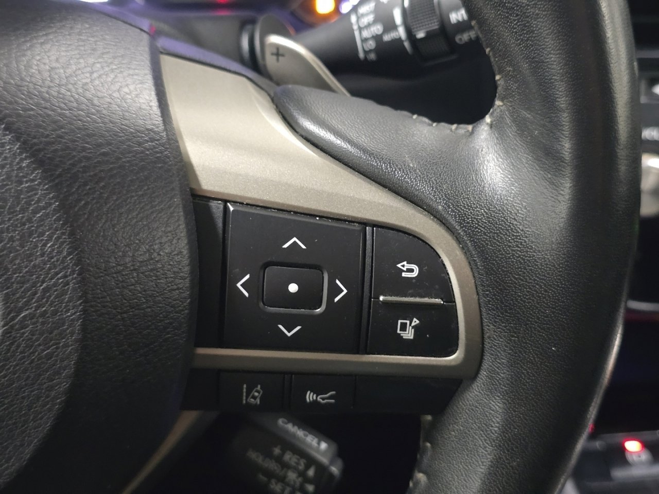 Used 2020 Lexus RX 350 AWD w/ Premium Package image 32