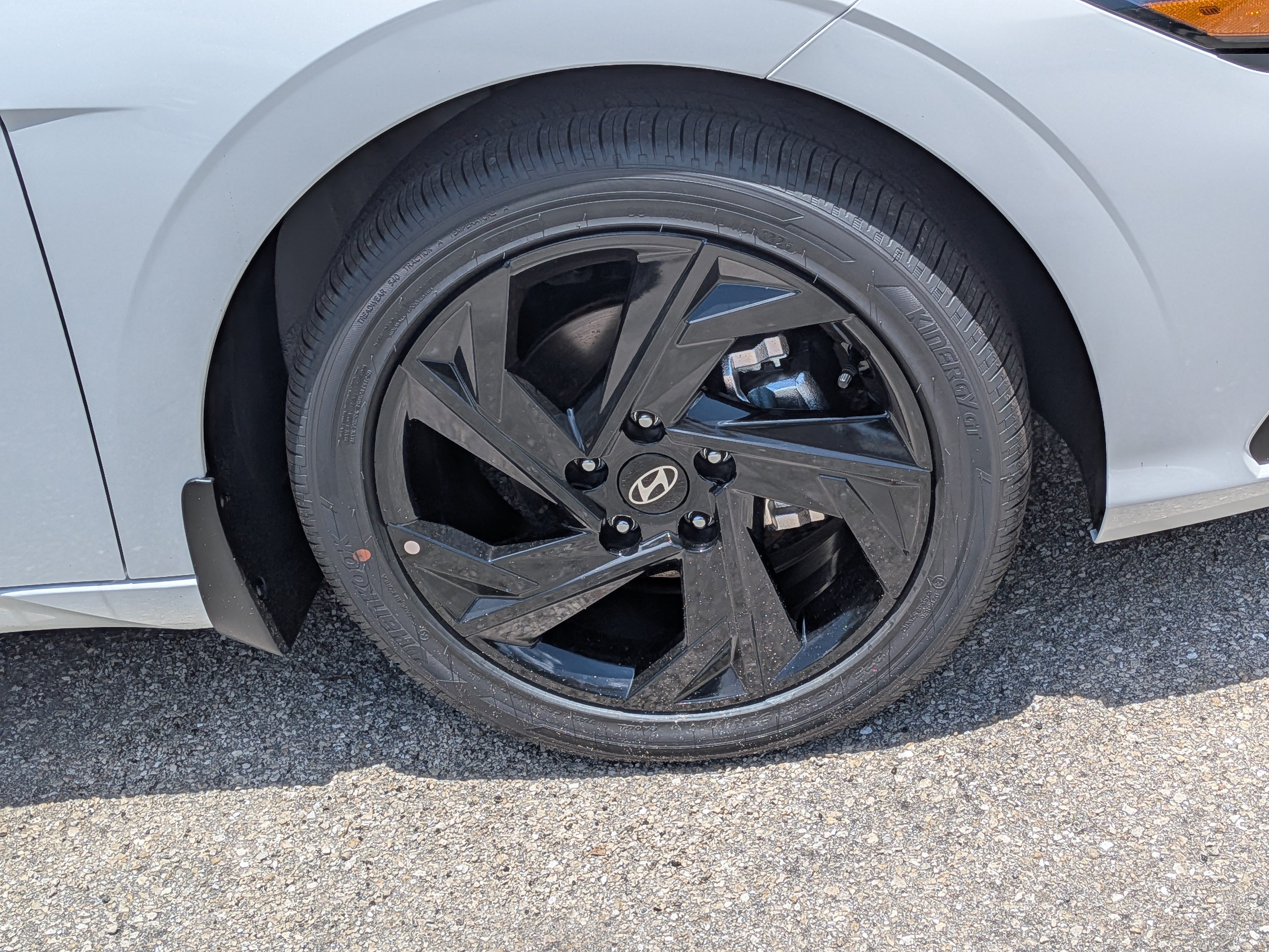 New 2026 Hyundai Elantra Sport FWD image 9