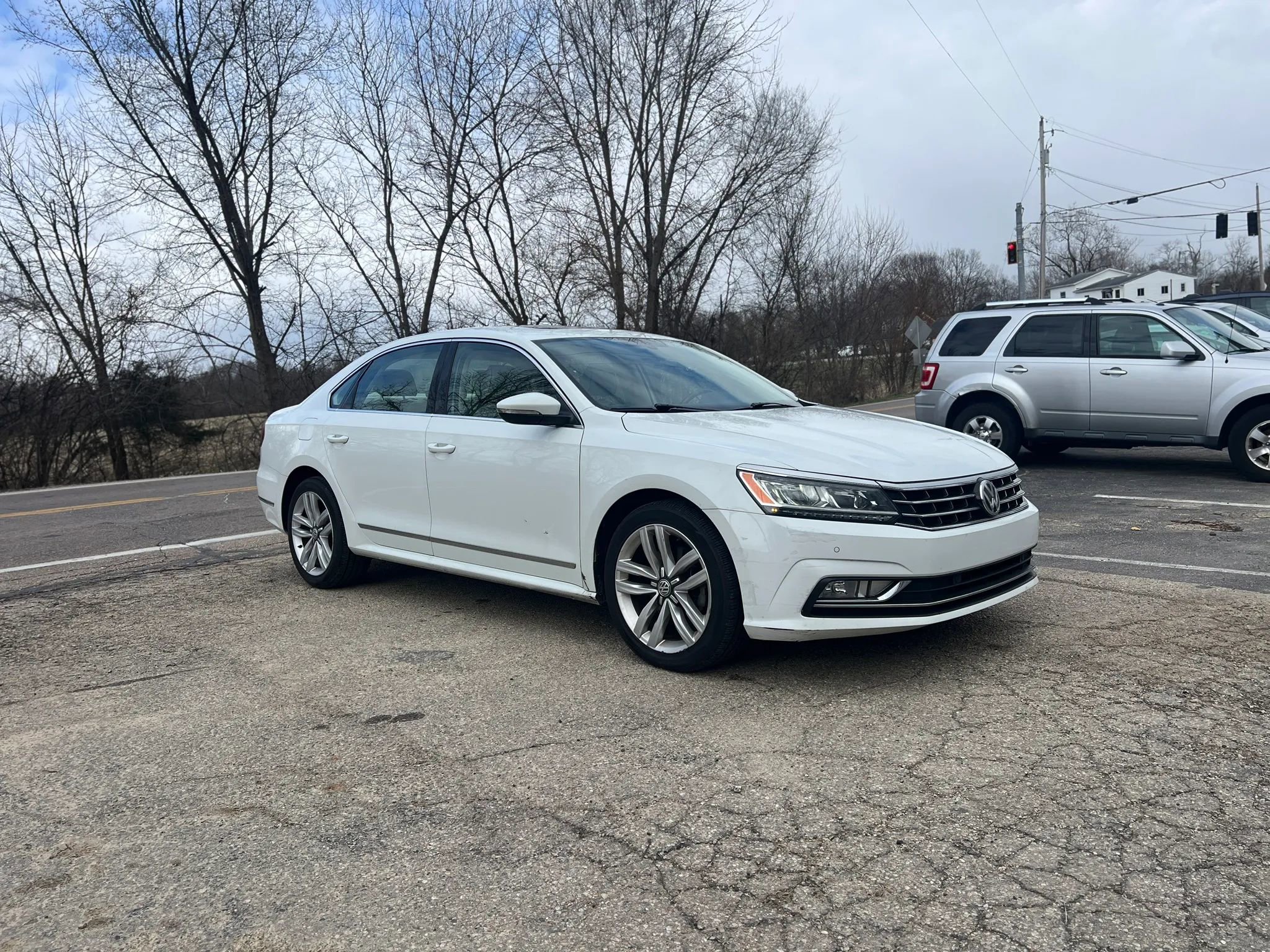 Used 2017 Volkswagen Passat 1.8T SE image 9