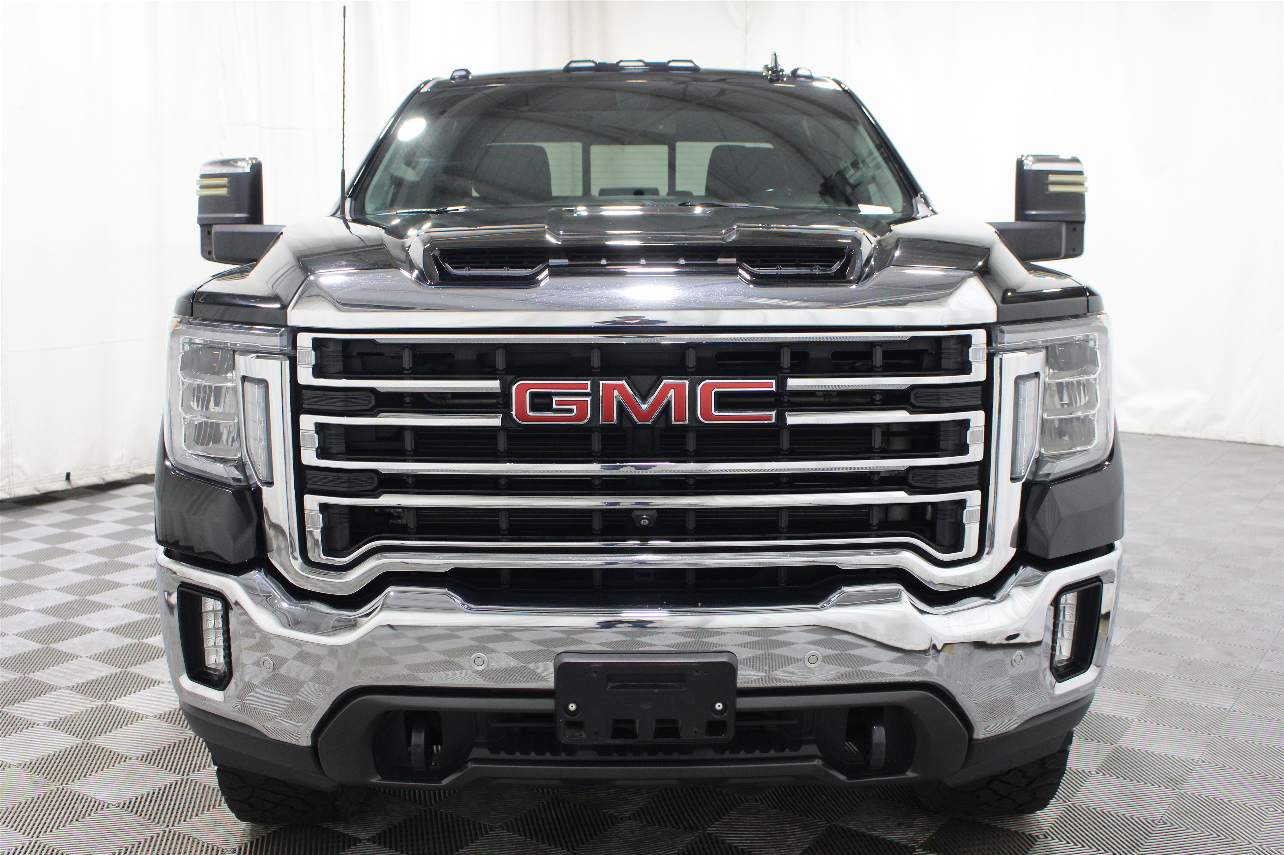 Used 2021 GMC Sierra 2500 SLT w/ SLT Preferred Package AWD/4WD image 34