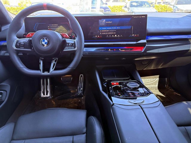 Certified 2025 BMW M5 w/ Executive Package image 15