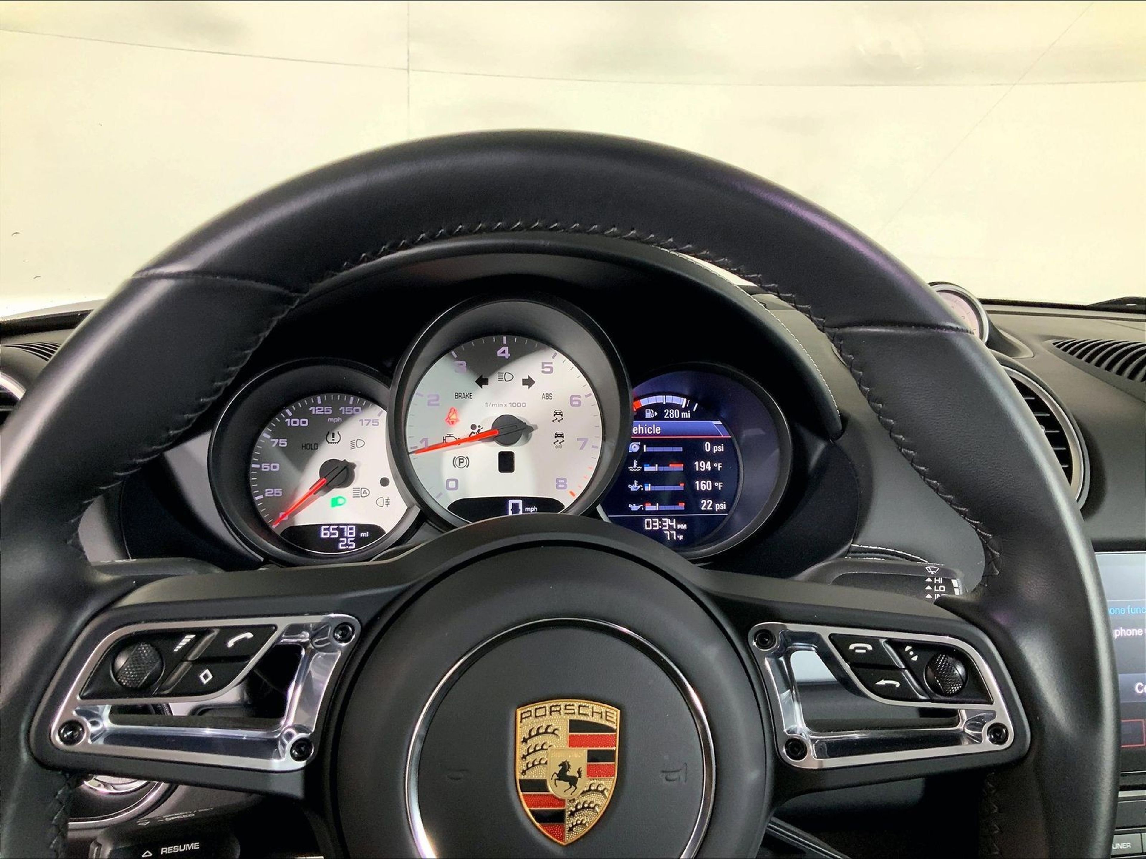 Certified 2025 Porsche 718 Cayman RWD image 11
