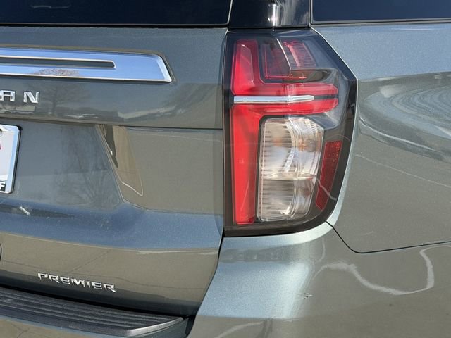 Used 2023 Chevrolet Suburban Premier image 7