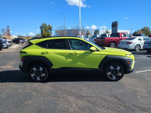 Used 2025 Hyundai Kona SEL AWD/4WD image 4
