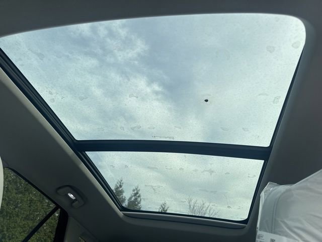 New 2025 Honda Prologue Touring image 17