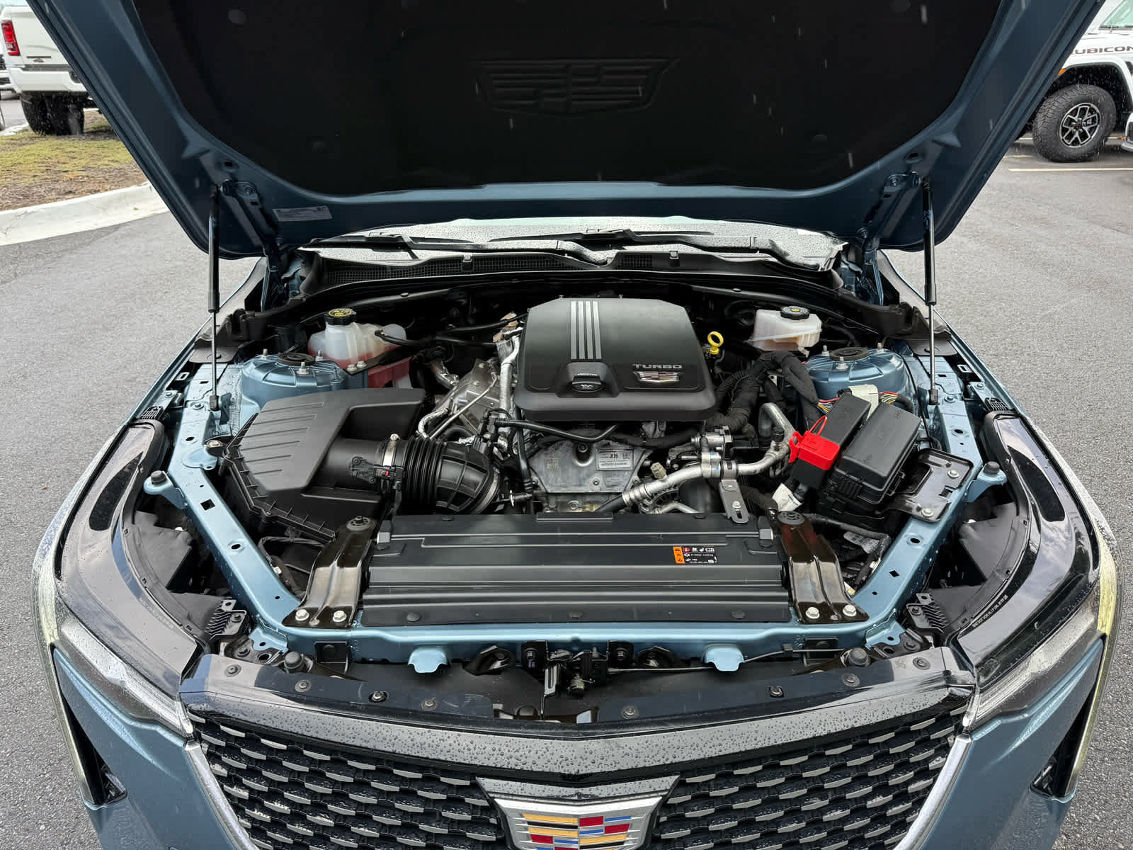 Used 2023 Cadillac CT4 Luxury RWD image 28