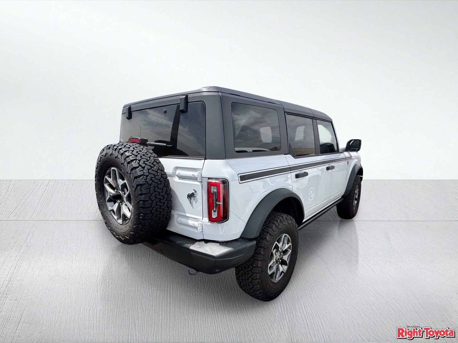 Used 2022 Ford Bronco Badlands image 4