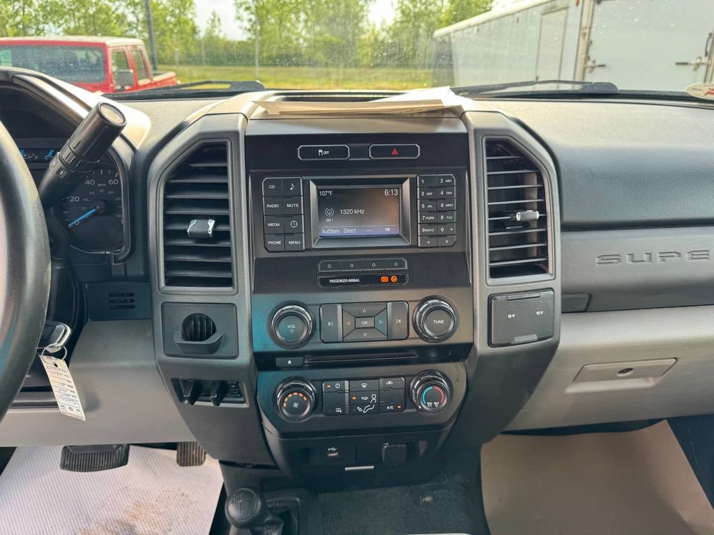 Used 2017 Ford F550 4x4 Regular Cab Super Duty image 16