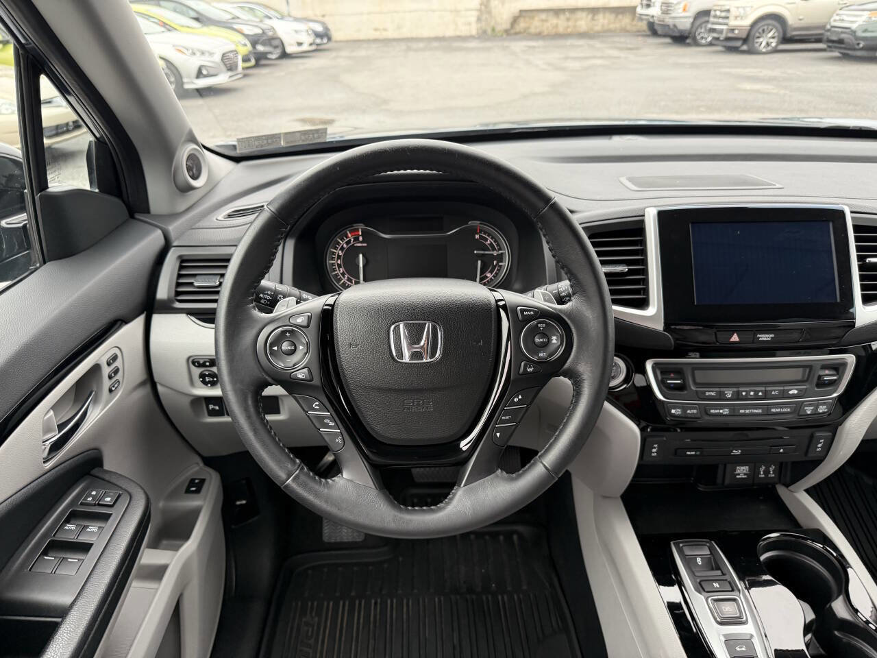 Used 2016 Honda Pilot Touring image 17