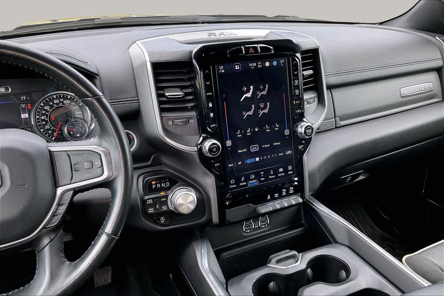 Used 2024 RAM 1500 Laramie AWD/4WD image 7