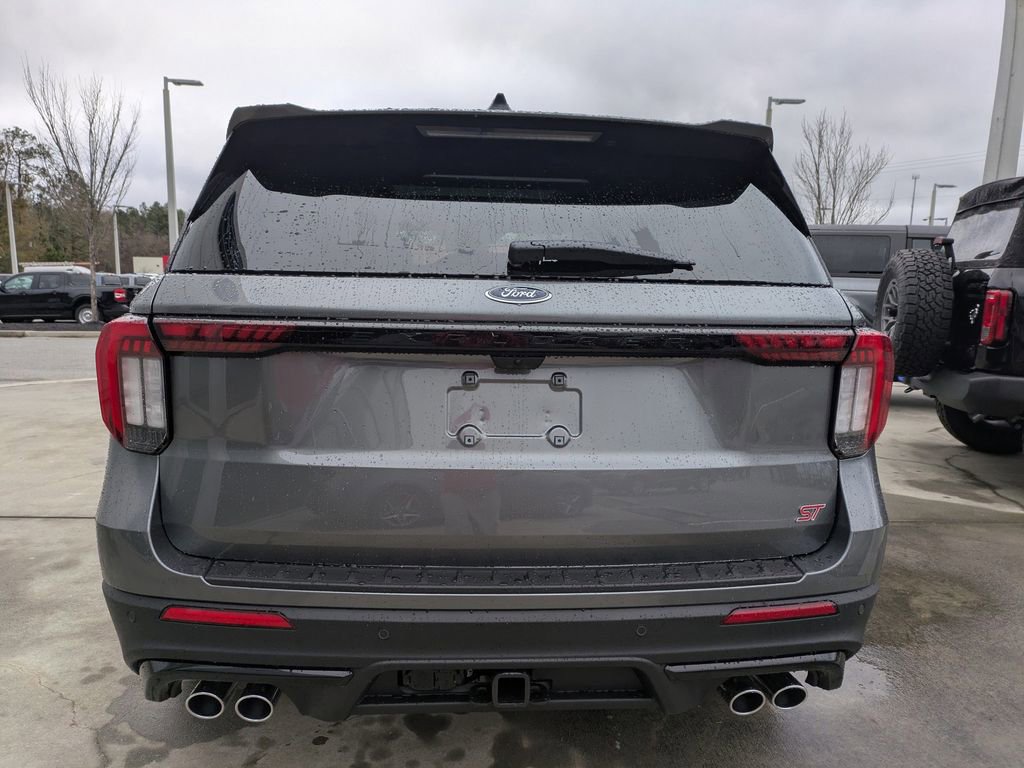 New 2026 Ford Explorer ST image 5